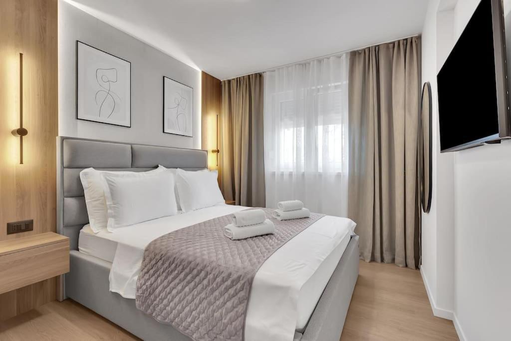 Ana - Exklusiv Makarska